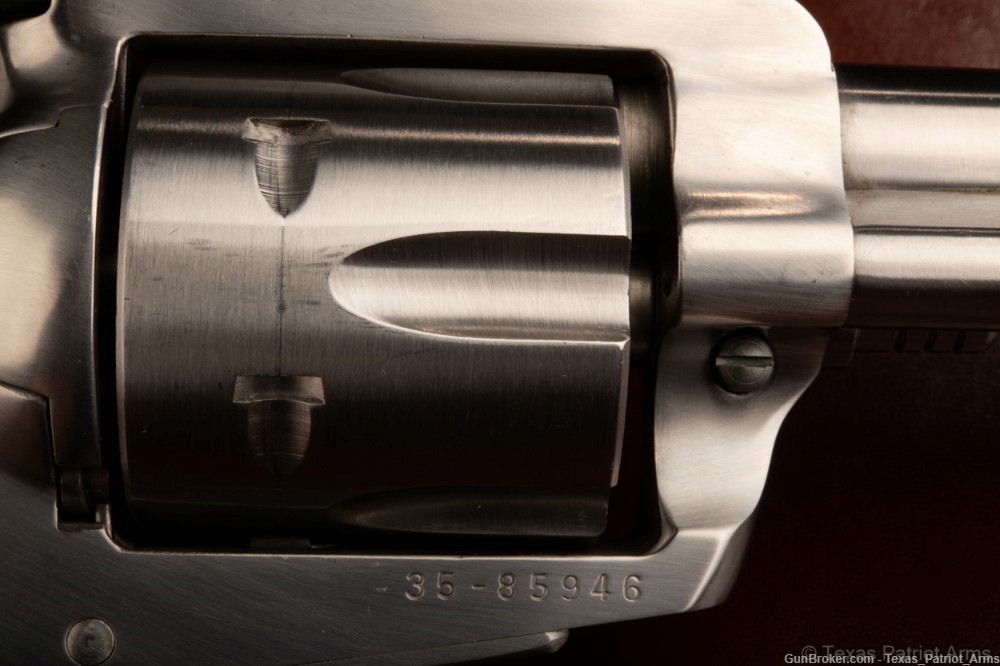Ruger Blackhawk Model 00319 .357 Magnum 6.5" 1981 in Mint Condition!-img-2