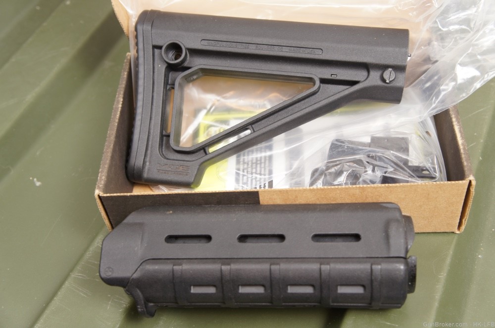 Magpul MOE Fixed Carbine Stock MIL & Hand Guards Black AR15 / M4 / M16 *VG*-img-1