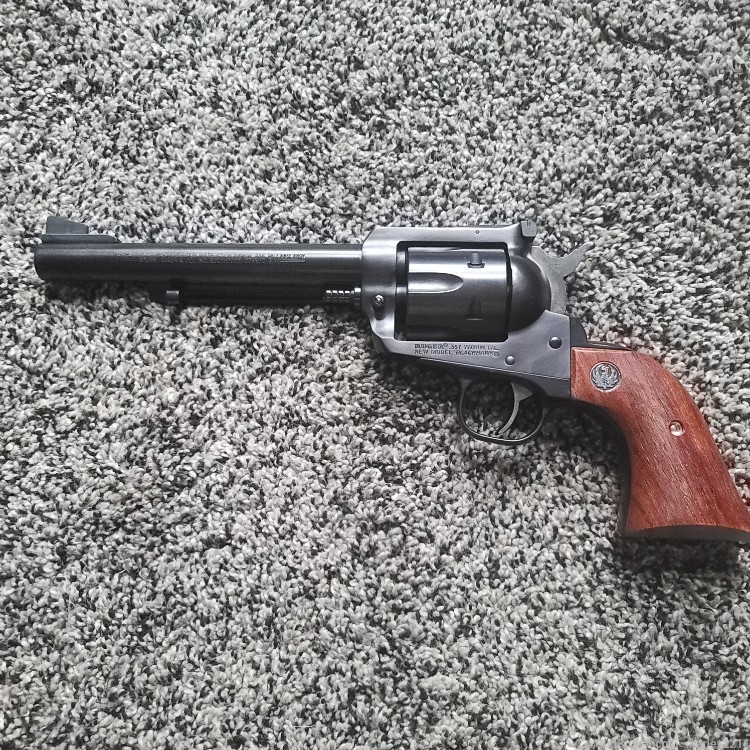 Ruger 357 new model Blackhawk revolver -img-3
