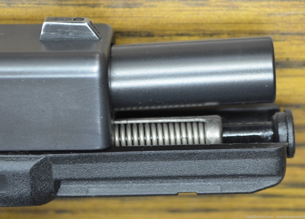 Glock 22 Gen 4 .40 Cal Semi Auto Pistol-img-7