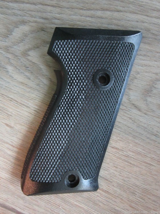 Sig Sauer P220 Grips Factory Vintage Browning BDA European Heel Mag Release-img-1