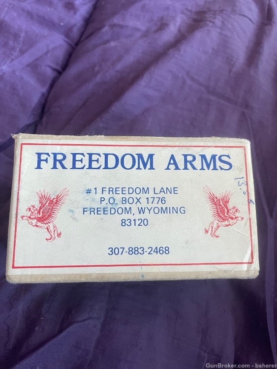 Vintage Freedom Arms bullets-collector box -img-0