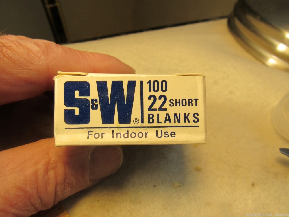 S  &  W 22 SHORT BLANKS FOR INDOOR US VINTAGE 1960'S NR-img-2