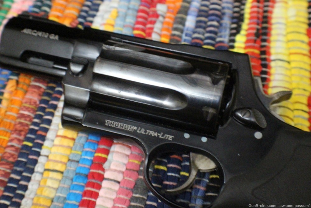 Taurus 513 Ultralite Raging Judge 3" 45LC/410GA 7 shot revolver-img-6