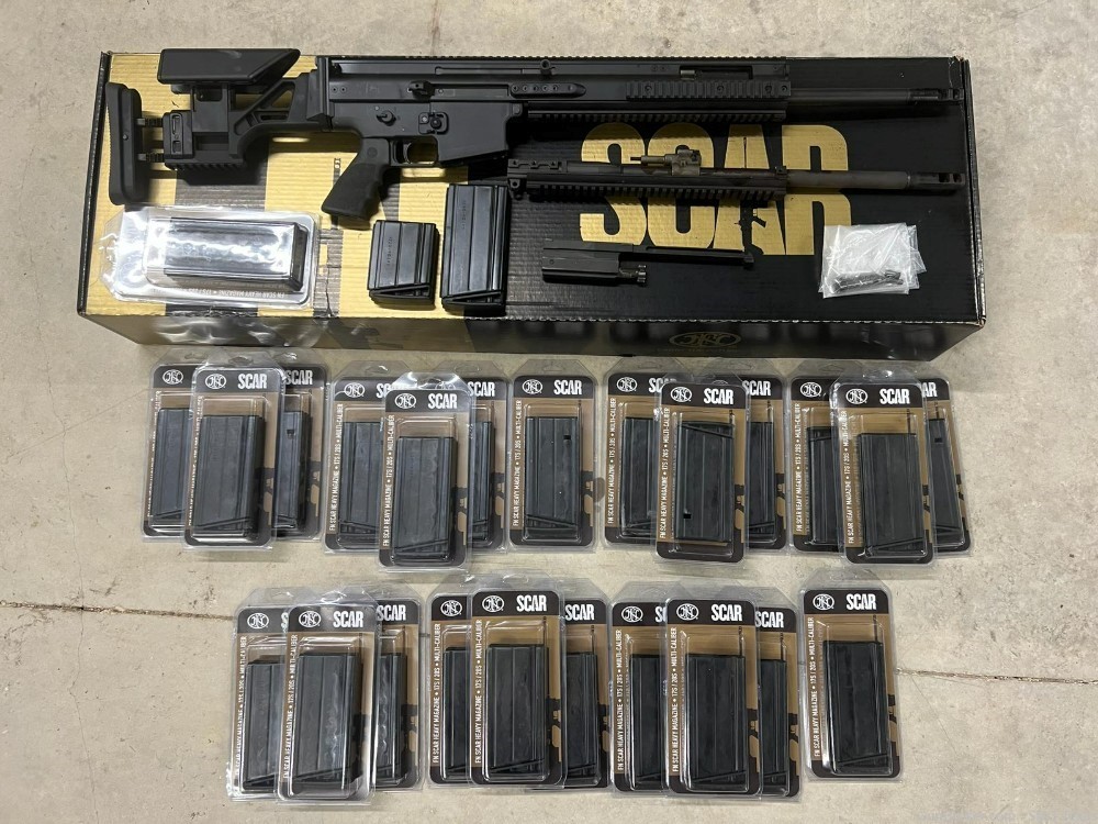 FN SCAR - 20S DMR NRCH, 7.62, 1-10RD & 25-20RD -FN MAGS - SPARE BBL &BOLTS-img-9