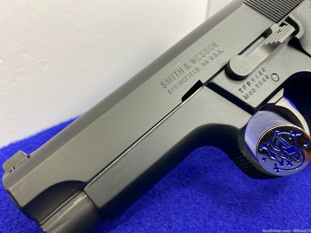 Smith Wesson 5944 9mm *SPECIAL RUN S&W SEMI-AUTO MODEL* Collector Grade-img-11