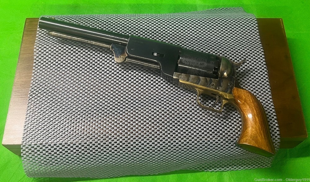 Colt Walker Replica Cased Set w/accessories - ASM-img-1