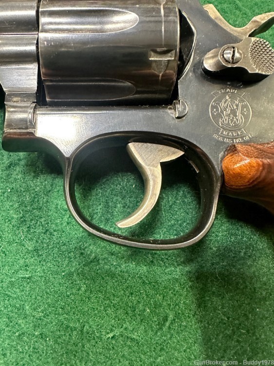 Smith and Wesson 586 - No Dash, 4" barrel, .357 Mag, NICE wood grips-img-13
