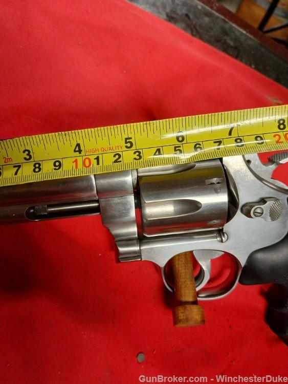 S&W - 629-3 - 44 mag - used. -img-9