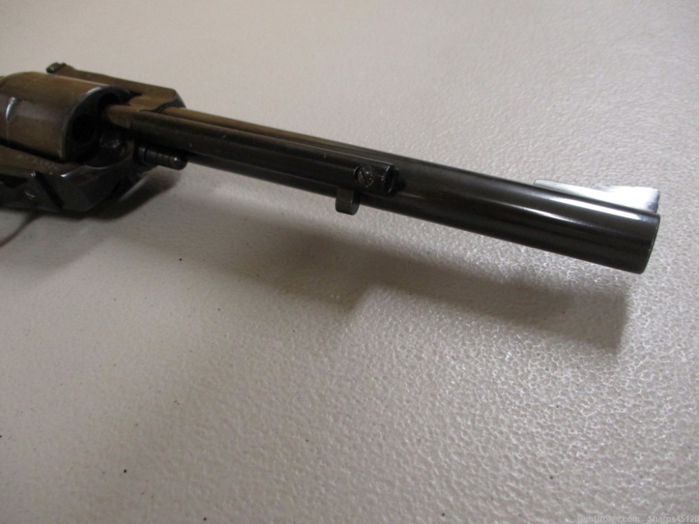 Ruger Super Blackhawk .44 Magnum - 7.5" barrel - Pachmayr Grip-img-4