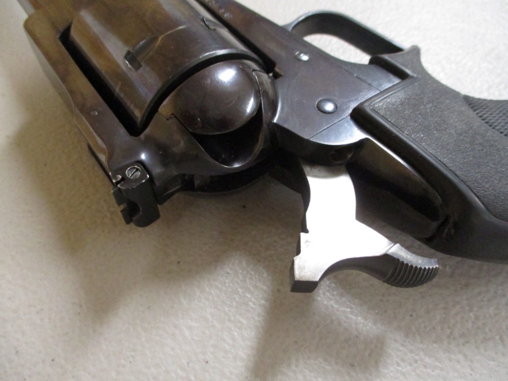 Ruger Super Blackhawk .44 Magnum - 7.5" barrel - Pachmayr Grip-img-7