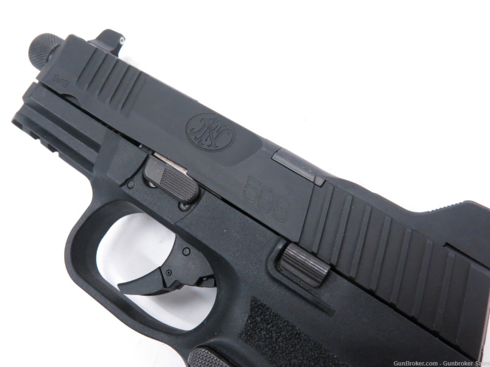 FN 509 Tactical 9mm 4.4" Semi-Automatic Pistol w/ Magazine & Soft Case-img-3