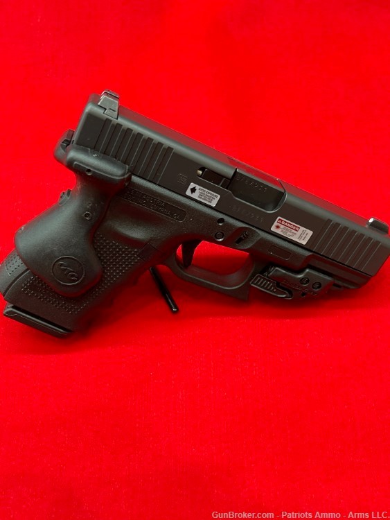 GLOCK - G19 GEN4 - 9MM - 3-15RD MAGS - 2 LASERS - CLEAN - USED!-img-7