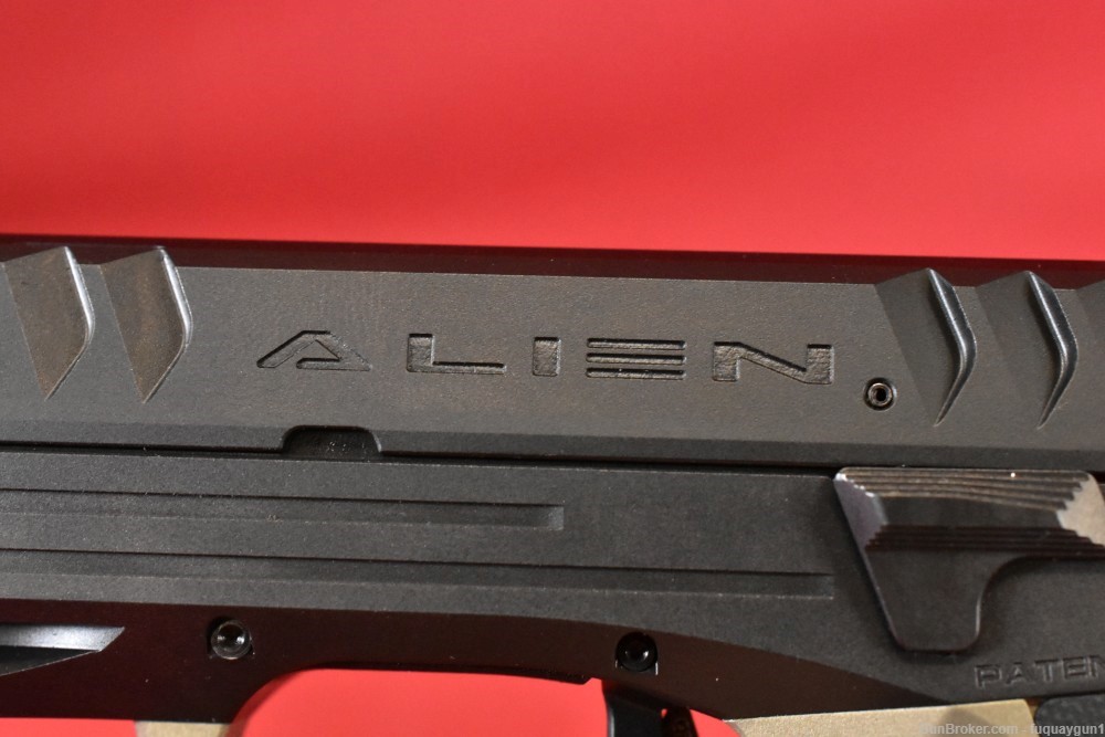 Laugo Alien w/ Laugo Red Dot 9mm 4.8" 17rd Full Kit Elornis Holster + 3 Mag-img-43