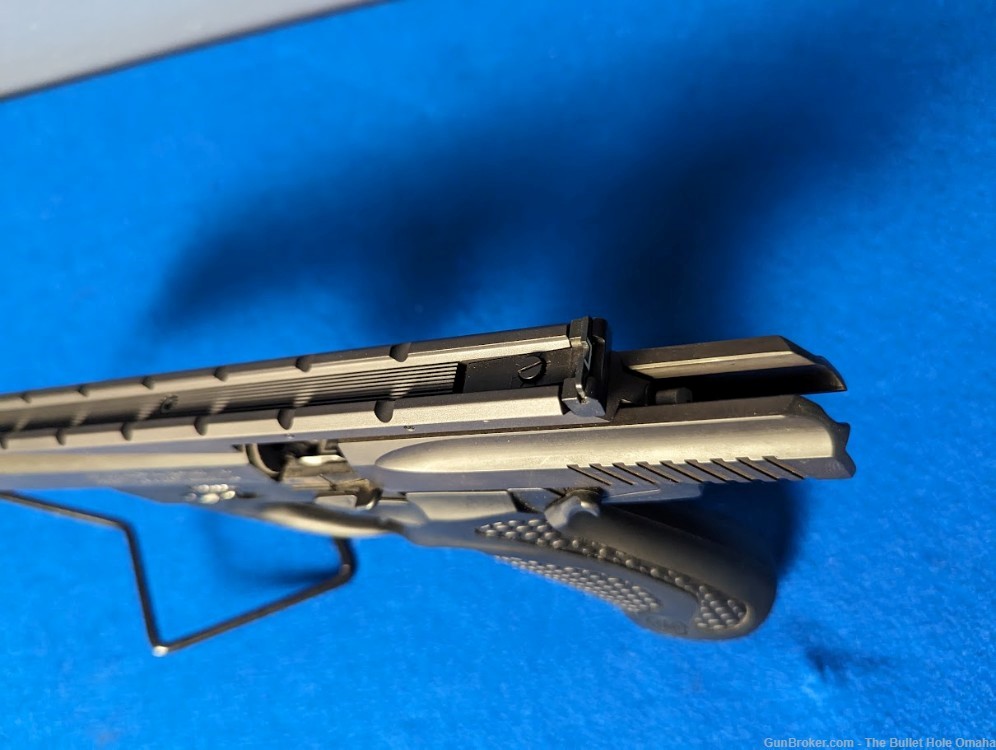 Beretta U22 NEOS 6" .22 LR Target Pistol One Magazine-img-9