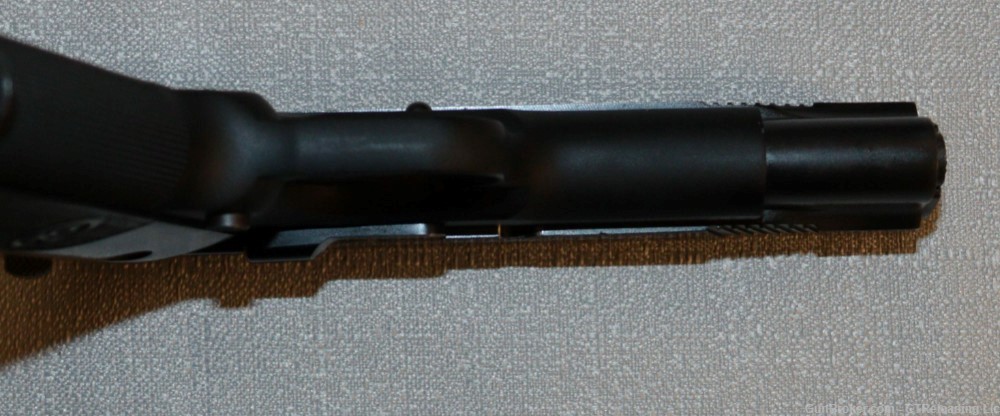 Colt WILEY CLAPP Commander 45 Acp. 4.25" Barrel 2 Mags Factory Case-img-15