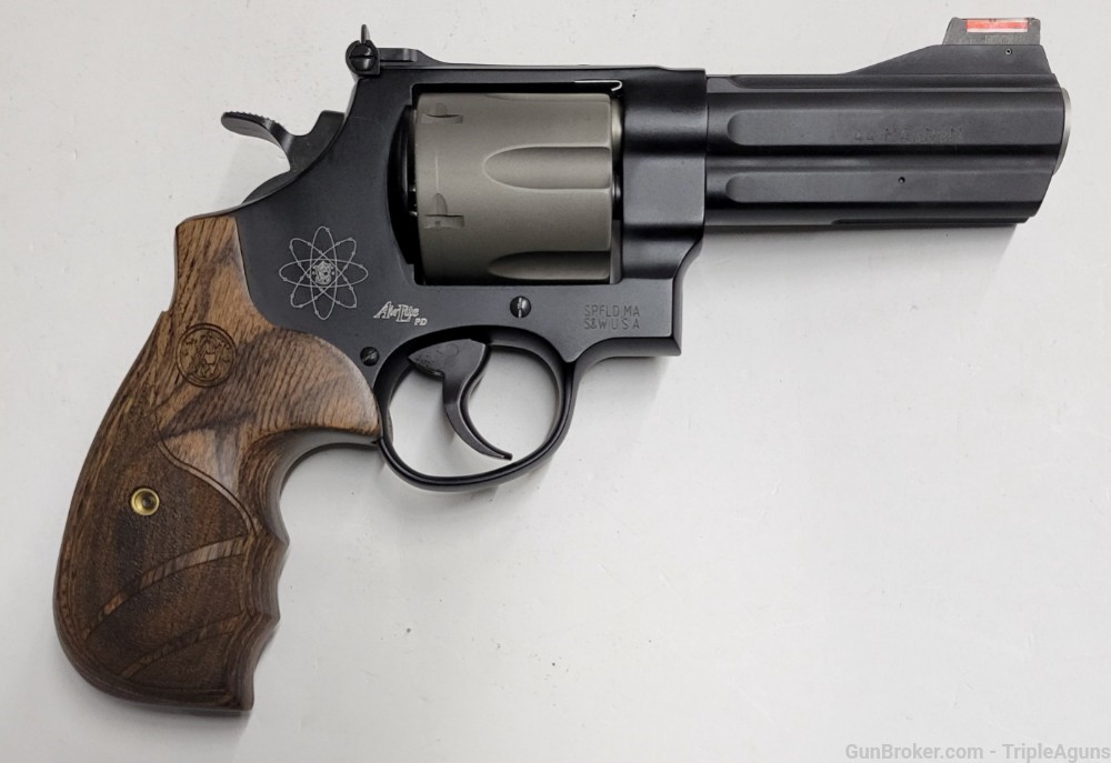 Smith & Wesson 329PD 44 magnum 4.13in barrel CA LEGAL 163414-img-1