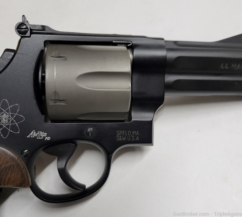 Smith & Wesson 329PD 44 magnum 4.13in barrel CA LEGAL 163414-img-3