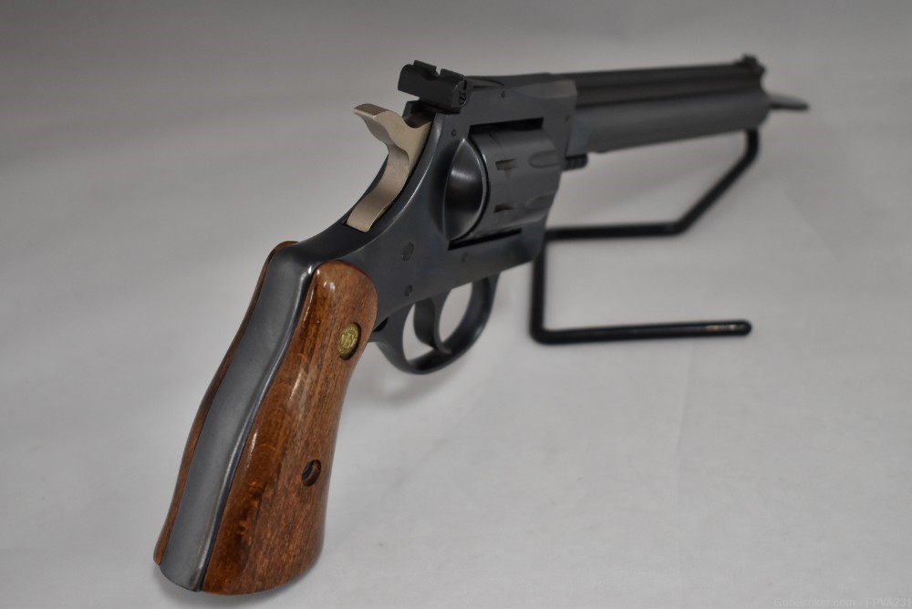 NEF New England R92 Ultra Target Revolver .22 LR 9 Shot 6” SA/DA 22LR-img-9