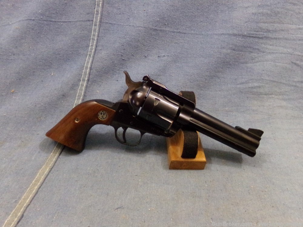 Ruger NM Blackhawk, 4-5/8 inch barrel, 357 revolver-img-12