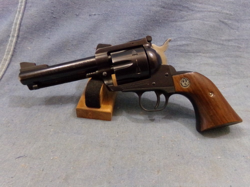 Ruger NM Blackhawk, 4-5/8 inch barrel, 357 revolver-img-21