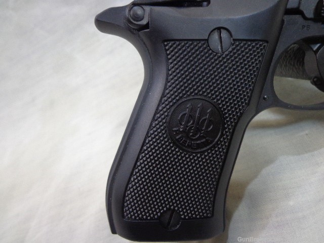 Beretta 85 FS Cheetah, .380acp, like new - .01 Start!-img-3
