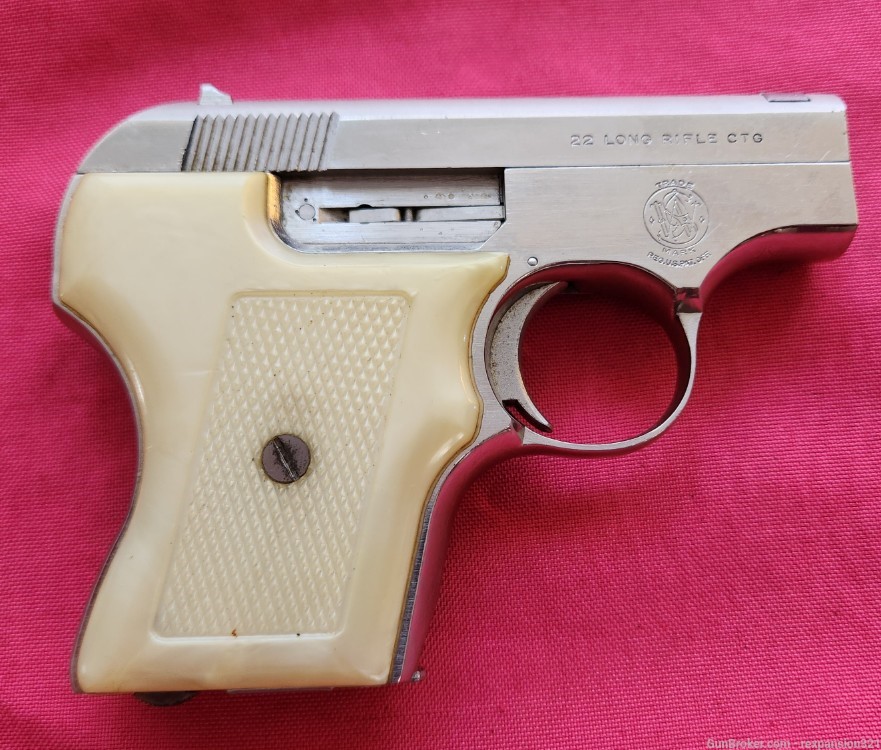 RARE 1970 SMITH AND WESSON 61-2 ESCORT NICKLE FINISH FAUX PEARL GRIPS  .22L-img-0