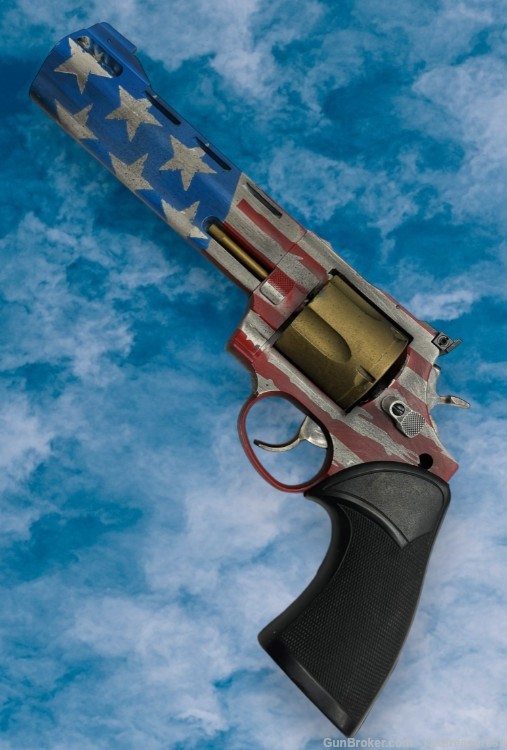 Taurus Raging Bull 454 Casull Revolver w/ Beautiful Paint Job!-img-0