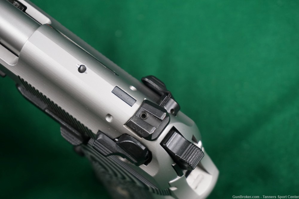 Beretta 92FS Compact L INOX Type M9A1 9 9mm 13-Round $.01 Start-img-8