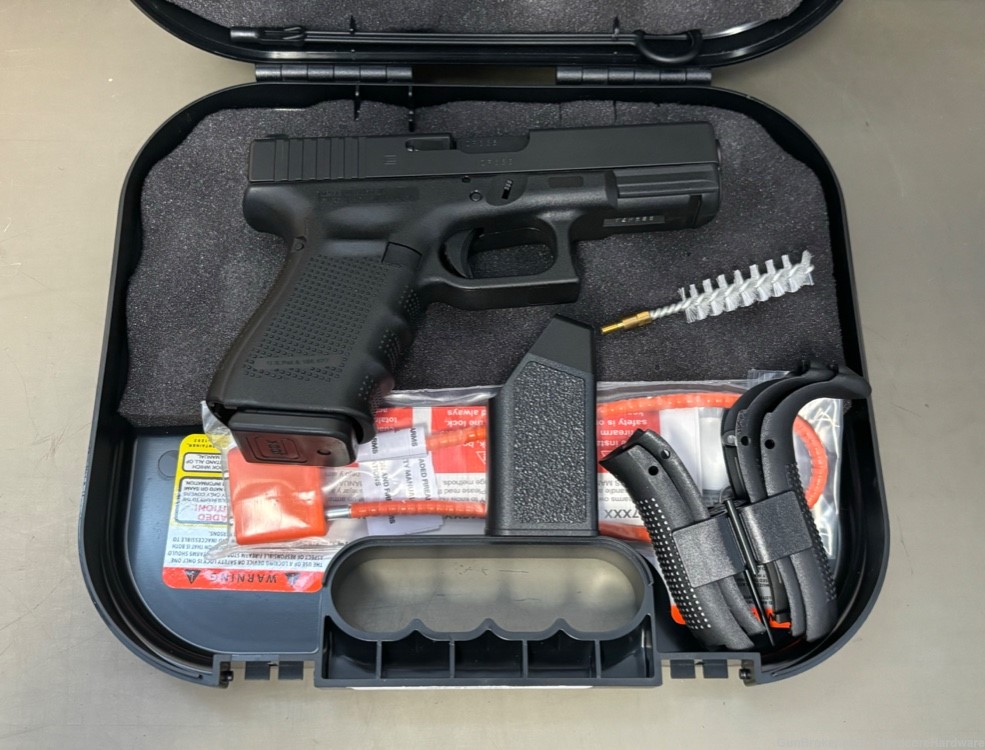 Glock 19 (Gen 4) PD dept/agency trade-in... great condition!-img-7