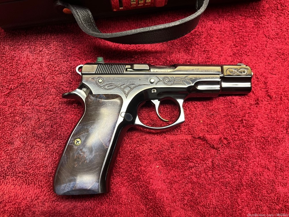 CZ 75b 40th Anniversary - NEW OLD STOCK - 100% PERFECT - 75-img-13