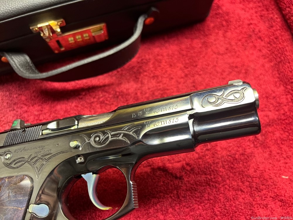 CZ 75b 40th Anniversary - NEW OLD STOCK - 100% PERFECT - 75-img-21