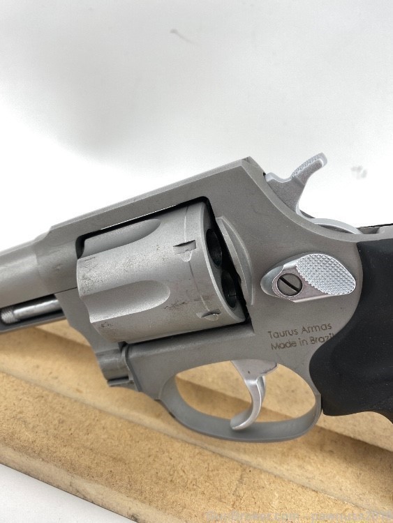 Taurus 856 .38 SPL Revolver-img-1