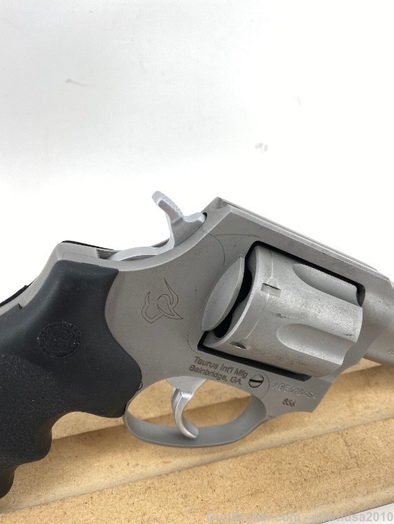 Taurus 856 .38 SPL Revolver-img-5