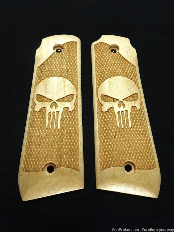-Maple Punisher #2 Ruger Mark IV 22/45 Grips Checkered Engraved Texturedv-img-0