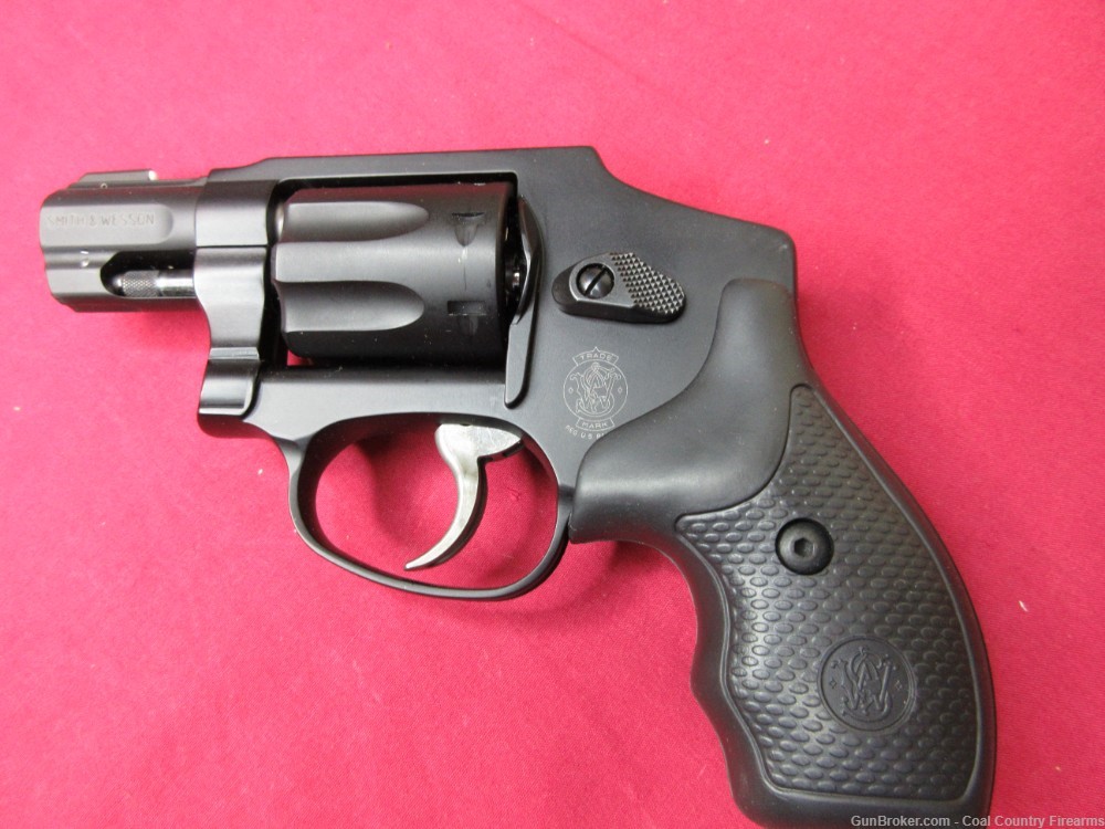 SMITH & WESSON MODEL 351C  22 MAGNUM IN BOX-img-1