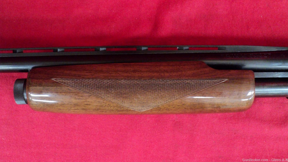 USED SKB 20Gauge Pump Shotgun Model 7300 .01 NR-img-7