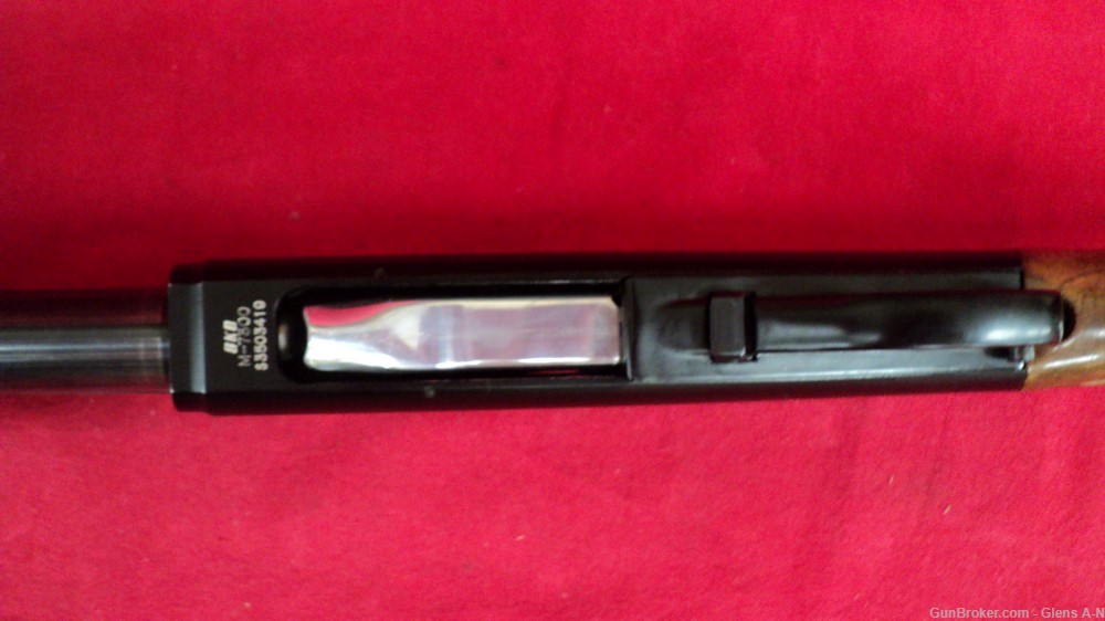 USED SKB 20Gauge Pump Shotgun Model 7300 .01 NR-img-9