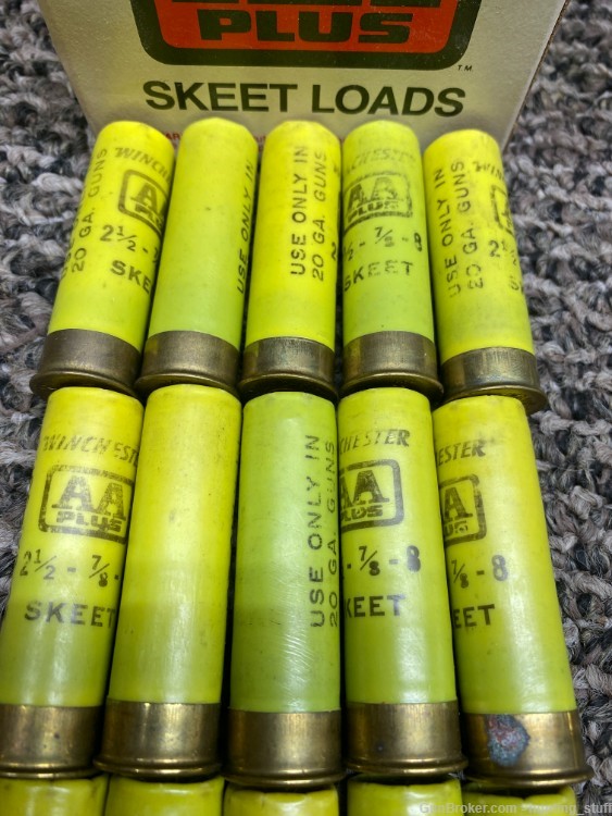 Lot Of Factory/Reloaded 20 Gauge 8 & 9 Shot Winchester & Federal 83 Rounds -img-1