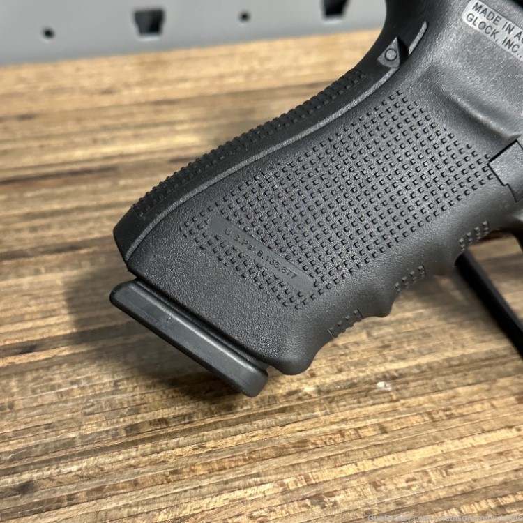 Glock 21 Gen 4 .45 ACP w/ 3 Mags Very Clean! PENNY AUCTION!-img-16