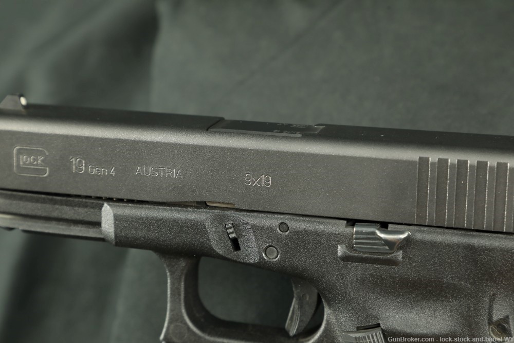 Glock 19 G19 9mm 4” Gen 4 Semi-Auto Pistol w/ Original Case-img-23