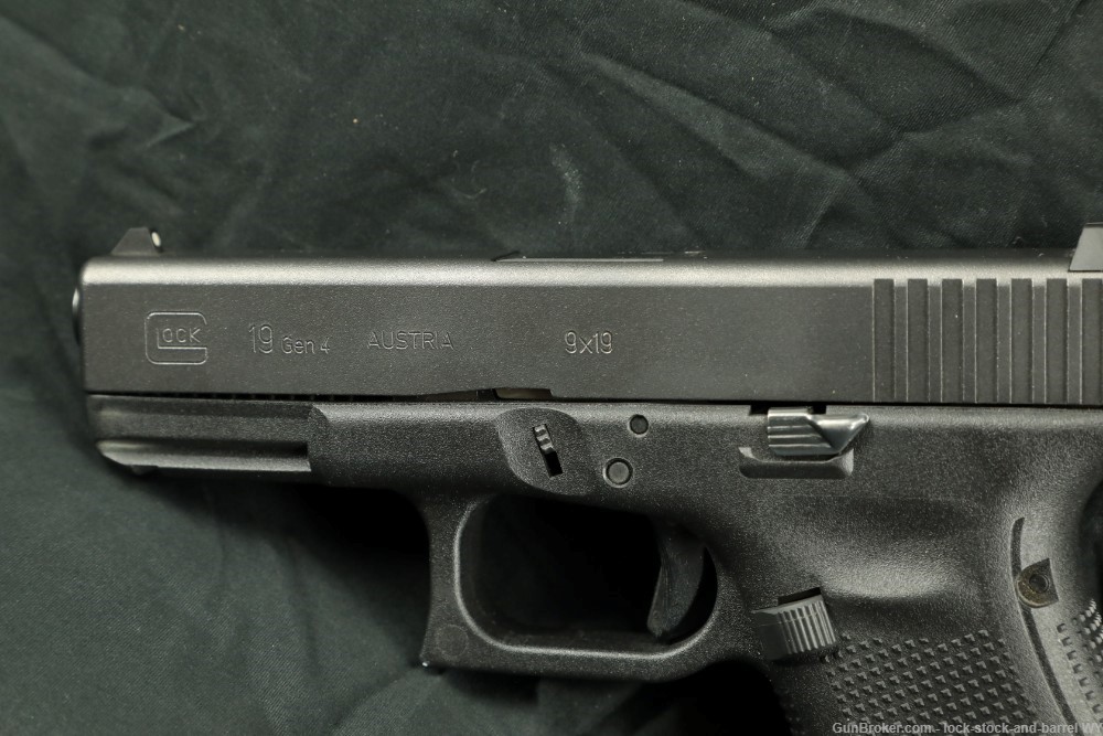 Glock 19 G19 9mm 4” Gen 4 Semi-Auto Pistol w/ Original Case-img-7