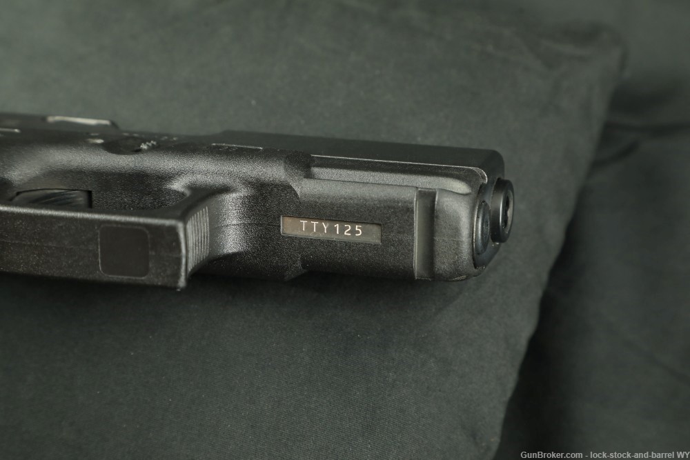 Glock 19 G19 9mm 4” Gen 4 Semi-Auto Pistol w/ Original Case-img-25