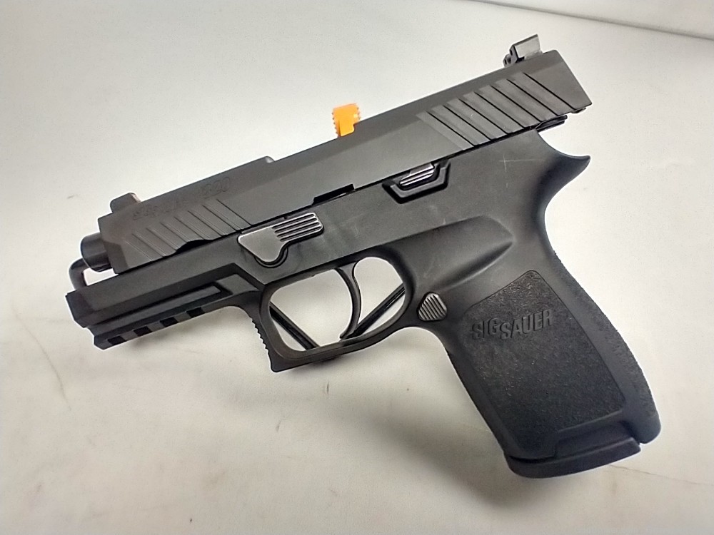 Sig Sauer P320C-9 Nitron Compact 9mm Pistol w/Case/2-15 RD Mags VERY NICE-img-3
