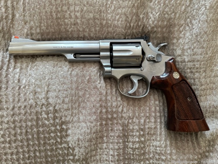 Stainless Smith & Wesson 357 Magnum Revolver-img-1