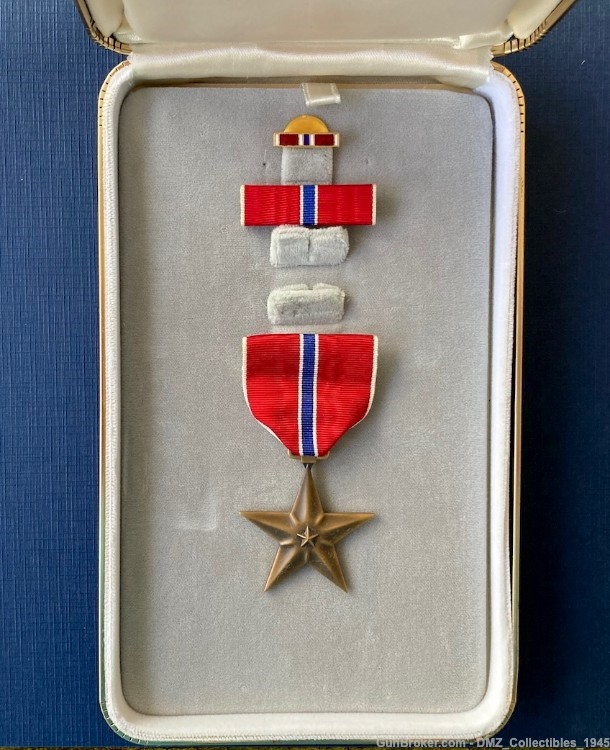 Vietnam Viet Nam War Bronze Star Medal with Case-img-3