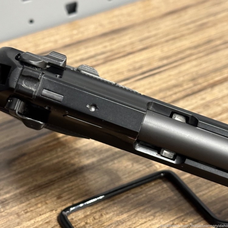 Beretta 92X Compact w/ Rail 9mm 13rd MINT! All Original! PENNY AUCTION!-img-9