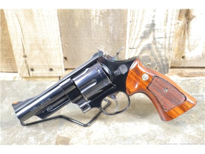 Stunning Smtih & Wesson 29-2 .44Mag Penny Bid NO RESERVE