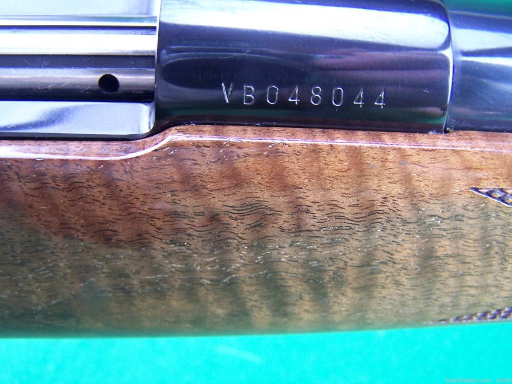 MINT - LIKE NEW WEATHERBY VANGUARD DELUXE, 300 WBY MAG, 24"BBL, FANCY WOOD-img-14