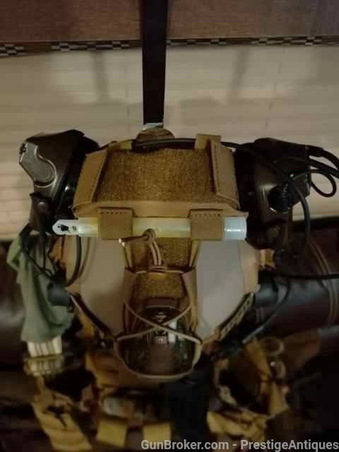""" PVS Gen3 NIGHT VISION monocular, KEVLAR Maritime helmet, Comms-img-14